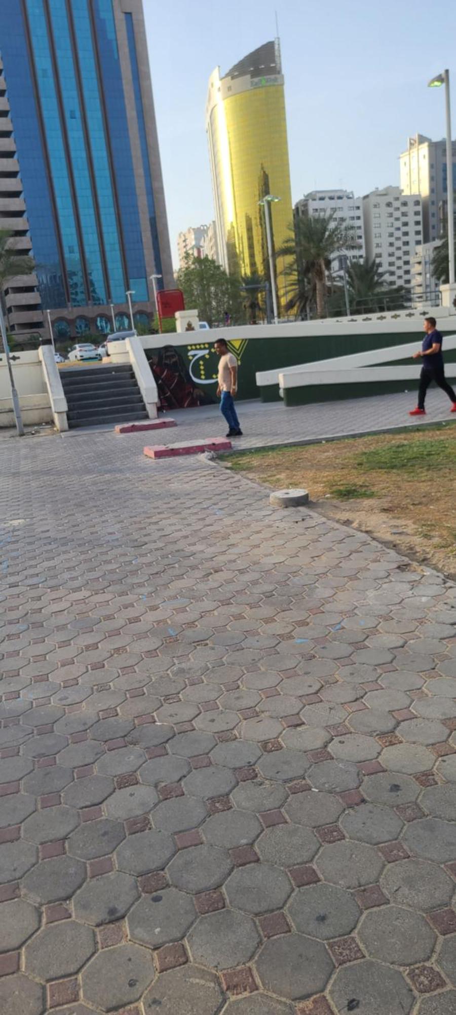 Home Away Apartment Abu Dhabi Bagian luar foto