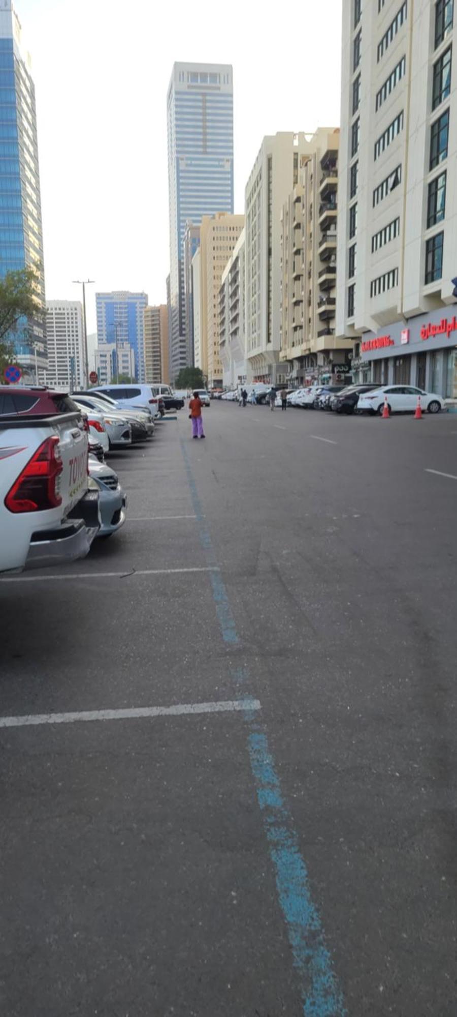 Home Away Apartment Abu Dhabi Bagian luar foto